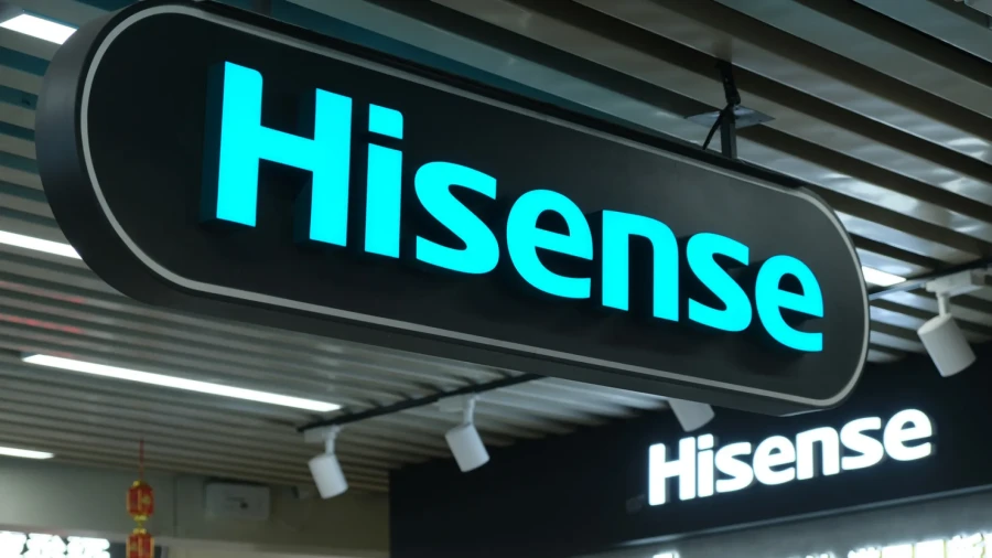 Hisense представила лазерный телевизор Starlight S2 Pro со встроенной акустикой Harman Kardon